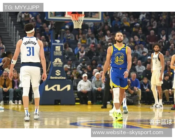 克莱汤普森:勇士队的三分射手与坚韧精神的象征